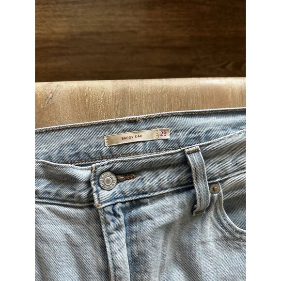 Levi's Baggy Dad Jeans in Fan Fare Light Wash Size 29 - Picture 4 of 8